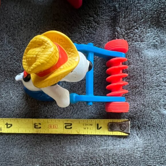 Vintage “Peanuts” Collector ~Charlie Brown Character Figurines - Picture 7 of 7